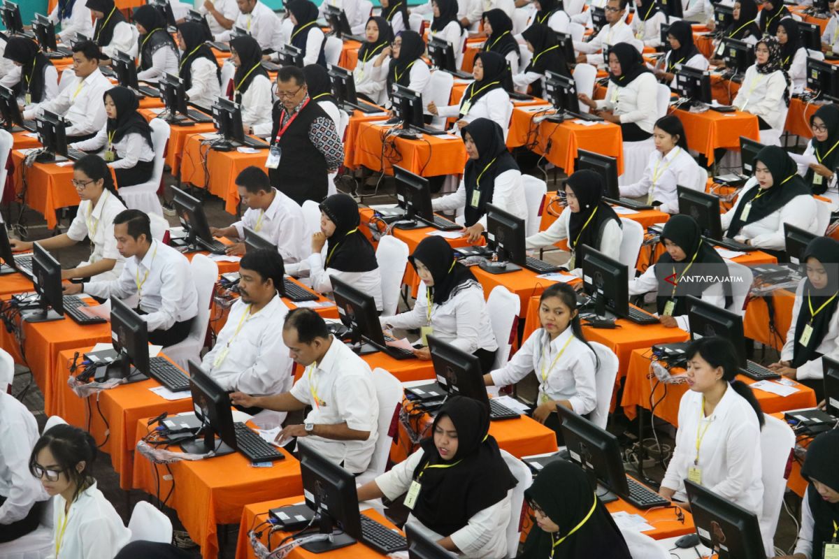 Pemerintah Utamakan Rakyat Indonesia Dalam Pembukaan Lapangan Kerja